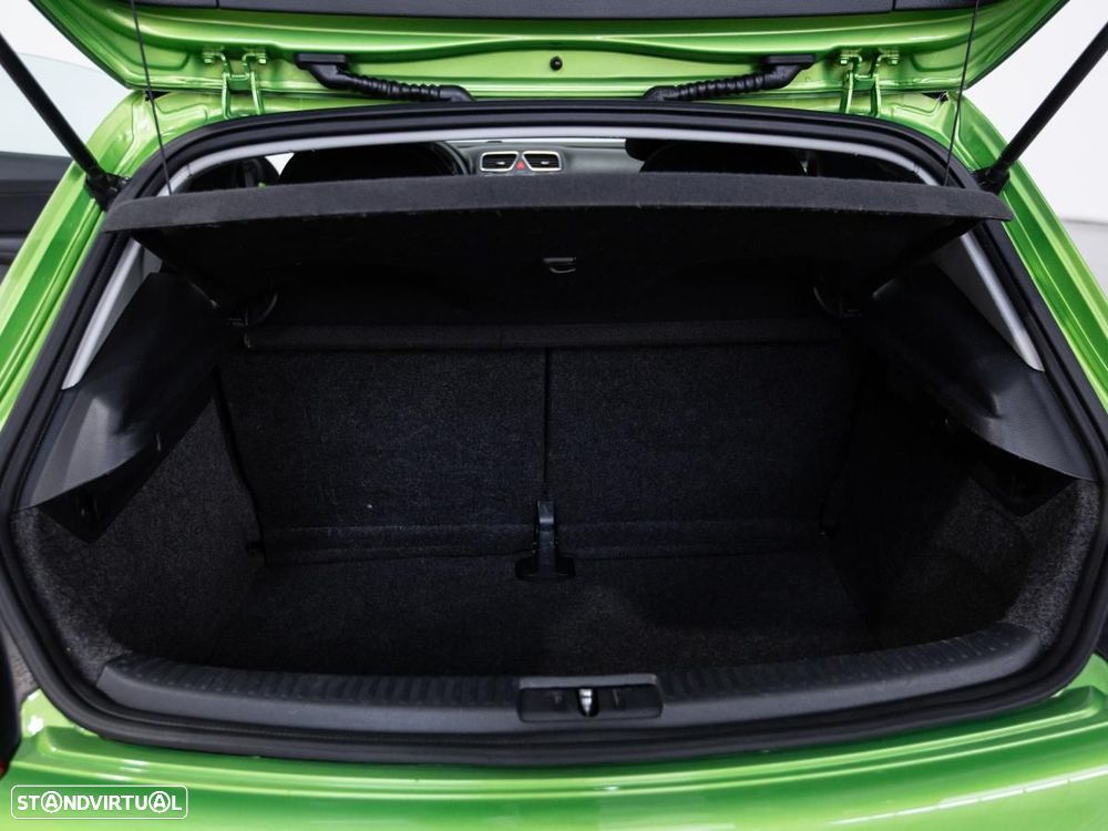 VW Scirocco - 12