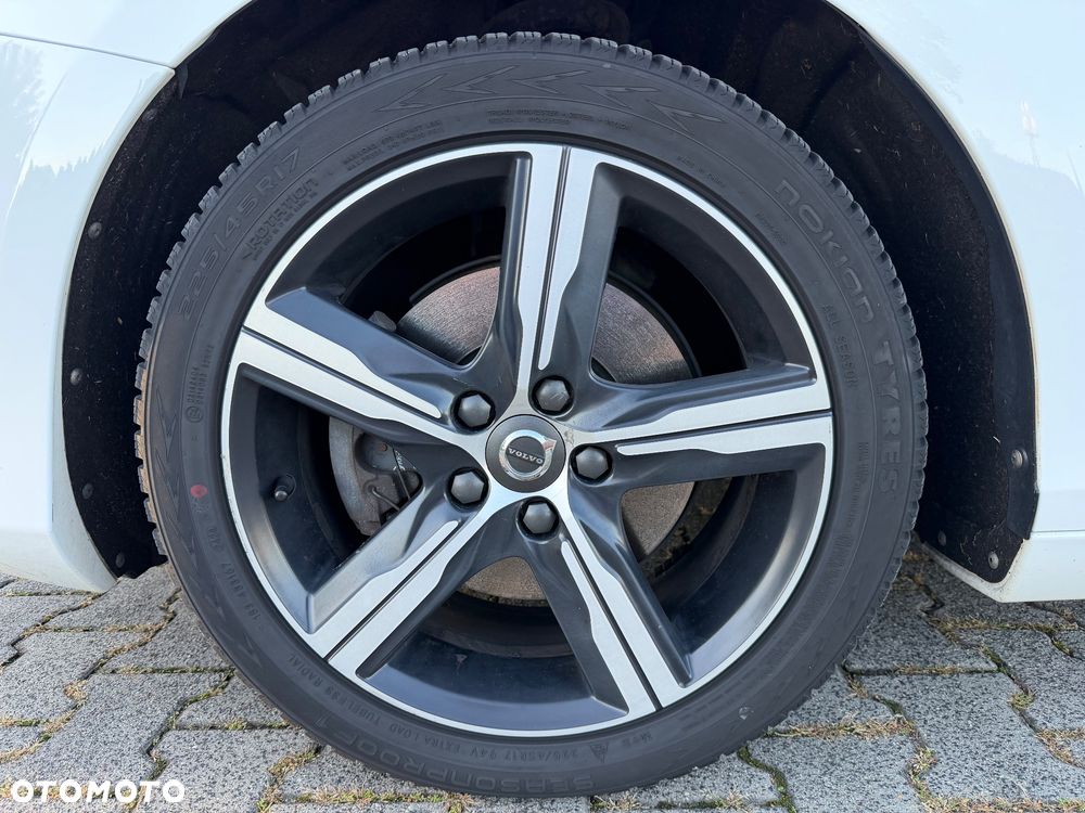 Volvo V40 T3 Drive-E R-Design Momentum - 13