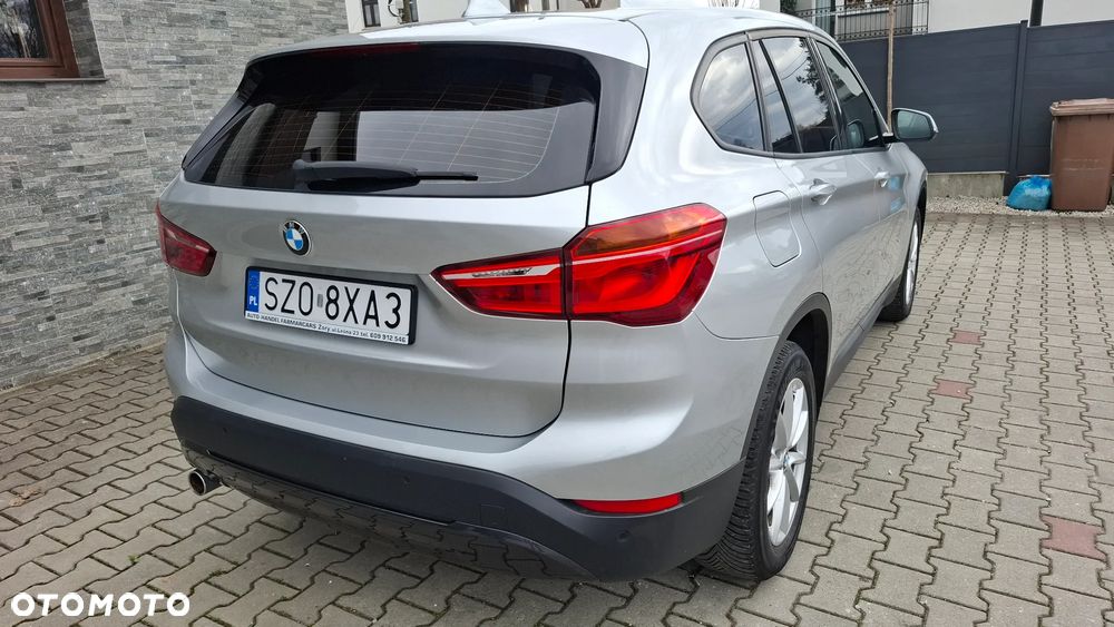 BMW X1 sDrive18i Advantage - 13