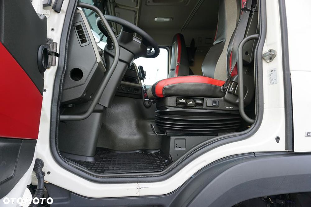 Volvo FM / 410 / ACC / EURO 6 / WAGA 6800 KG / MAŁY PRZEBIEG - 24
