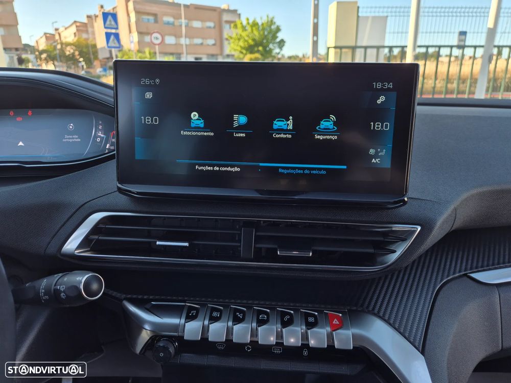 Peugeot 3008 1.5 BlueHDi Allure Pack - 33