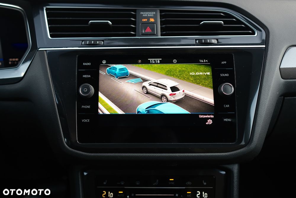 Volkswagen Tiguan - 22