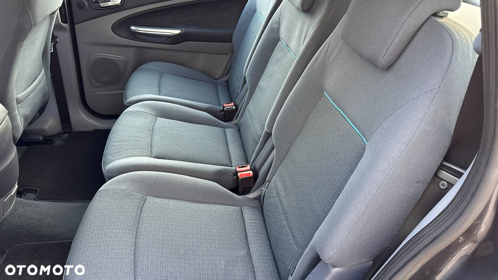 Ford S-Max 2.0 TDCi Ambiente - 22