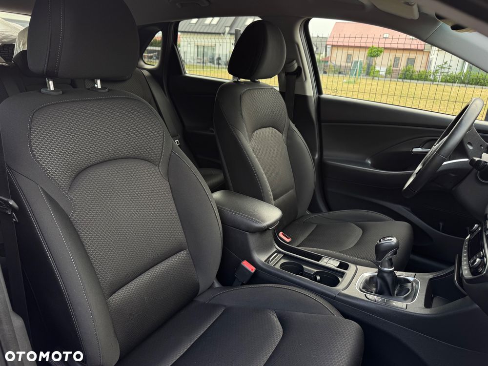 Hyundai i30 1.4 T-GDI YES - 21