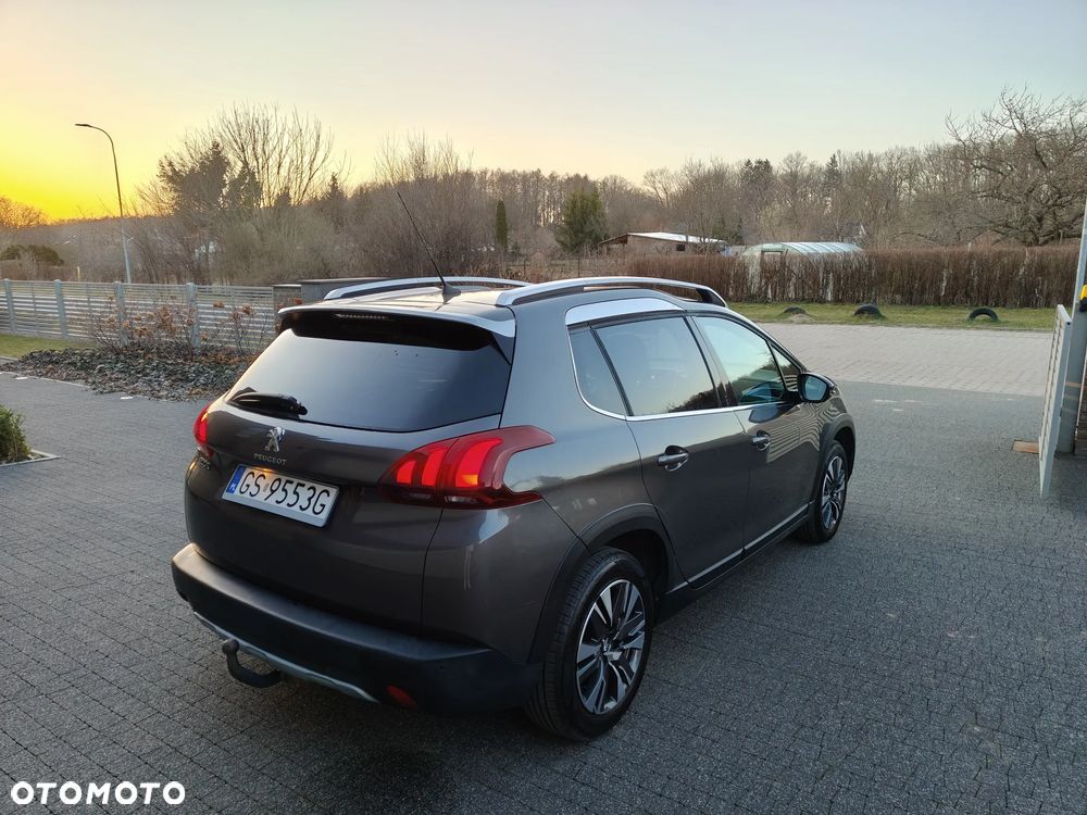 Peugeot 2008 1.2 VTi Allure - 11