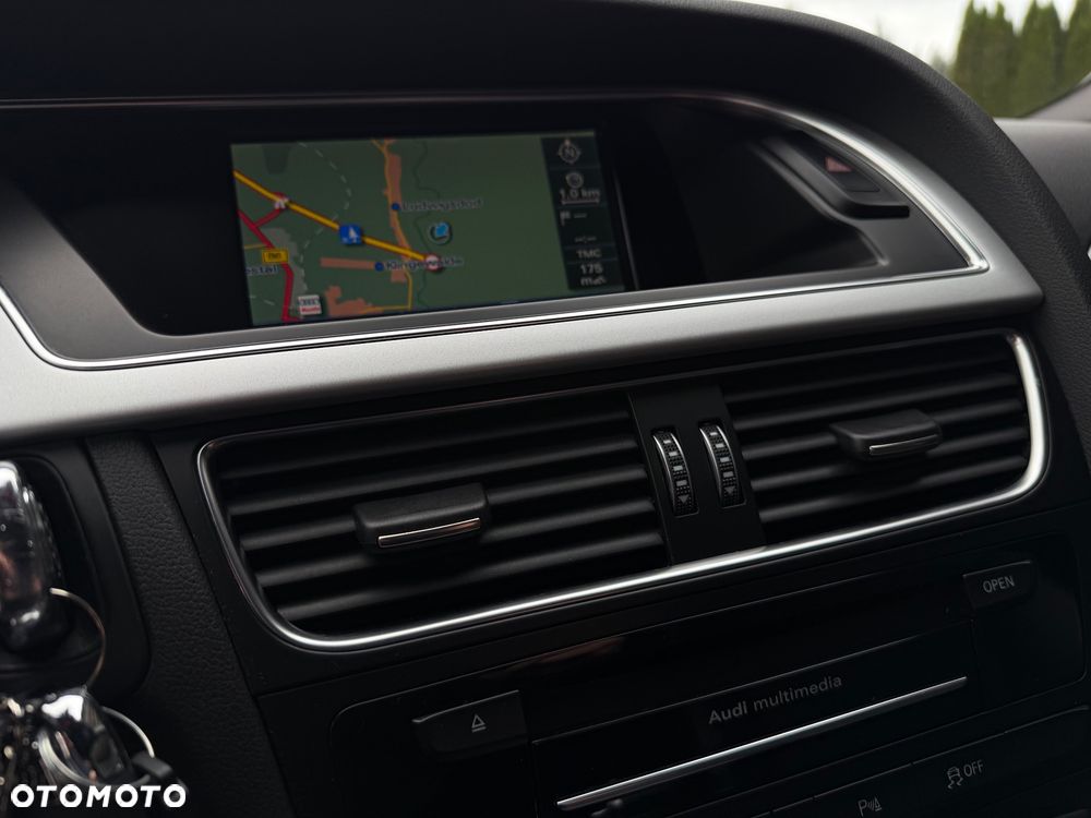 Audi A4 Avant 2.0 TDI DPF quattro S tronic S line Sportpaket - 20