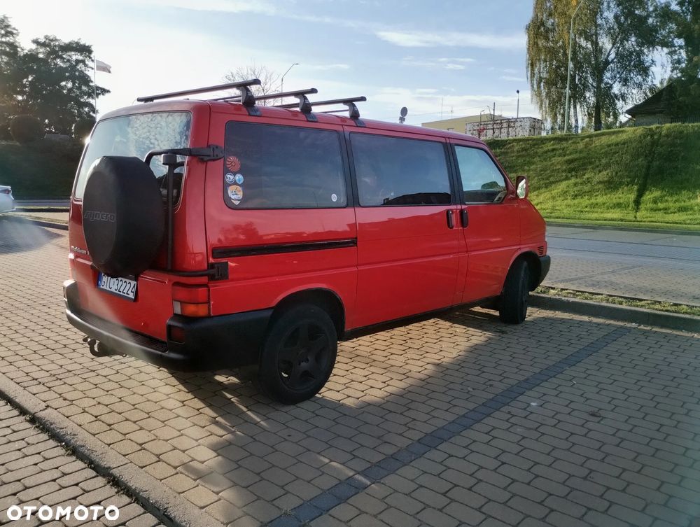 Volkswagen Multivan - 1