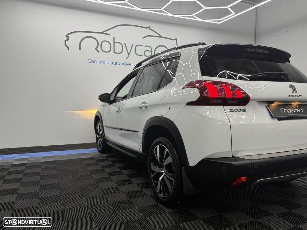 Peugeot 2008 1.2 PureTech GT Line - 8