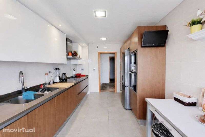 Apartamento T3 com Vista Rio - Quinta da Parreirinha - Grande imagem: 4/12