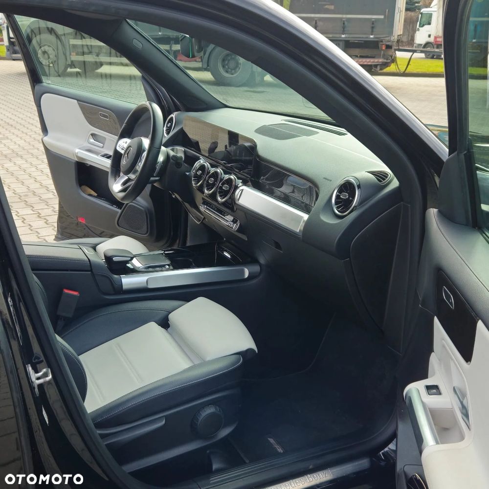Mercedes-Benz GLB 200 d AMG Line 8G-DCT - 8