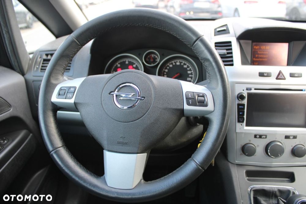 Opel Zafira - 35