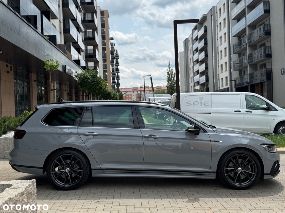 Volkswagen Passat - 8