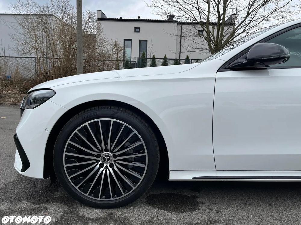 Mercedes-Benz Klasa E 200 9G-TRONIC AMG Line - 9