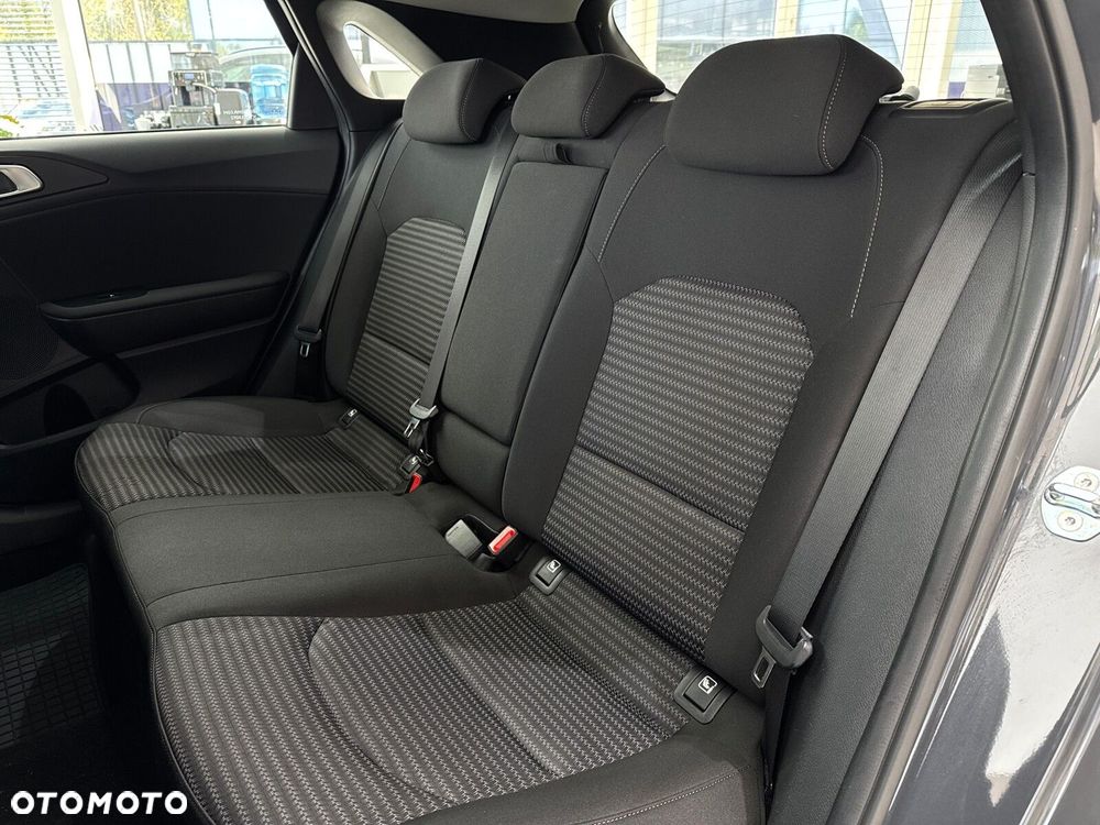 Kia Ceed 1.5 T-GDI M DCT - 13