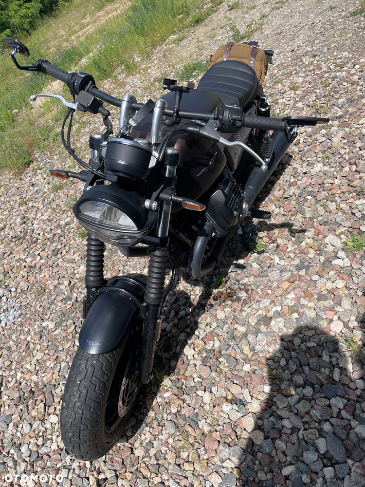 Moto Guzzi V9 - 6