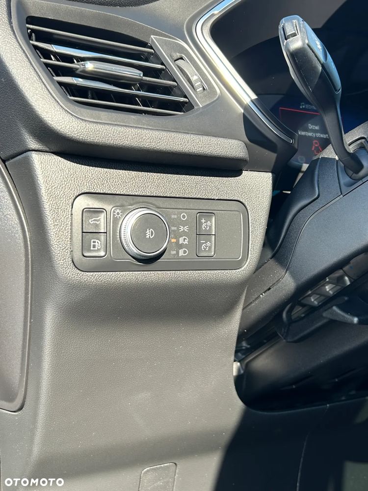 Ford Kuga 2.5 FHEV AWD Titanium - 24