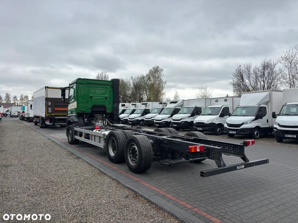 Mercedes-Benz ACTROS - 3