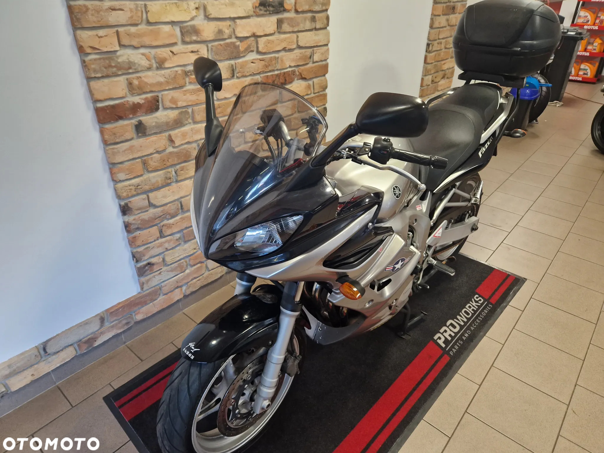 Yamaha FZ6 - 28