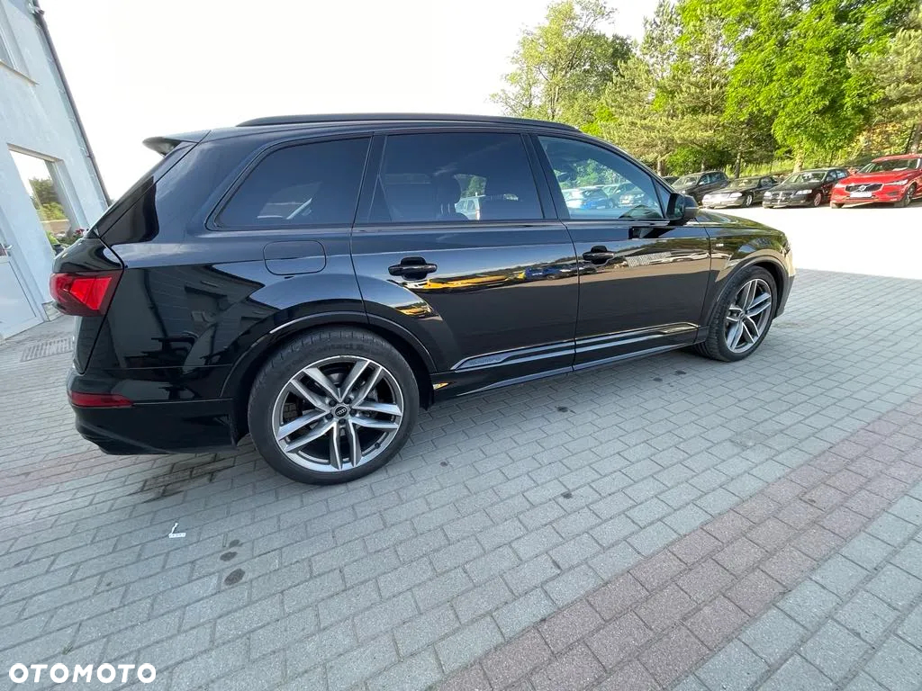 Audi Q7 - 4