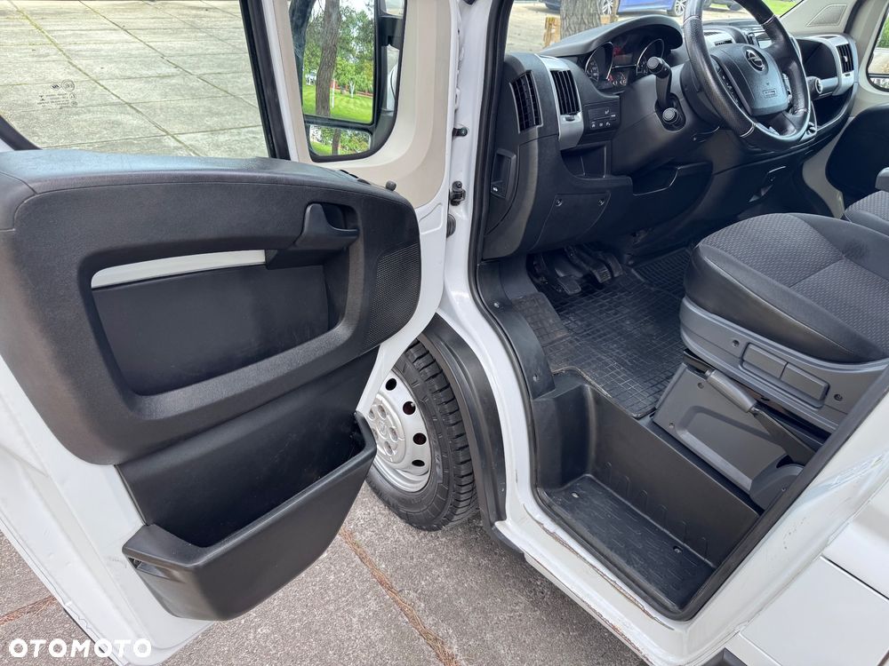 Opel MOVANO - 18