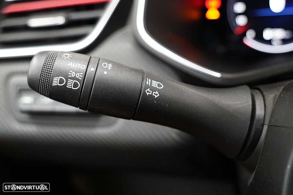 Renault Clio 1.0 TCe RS Line - 17