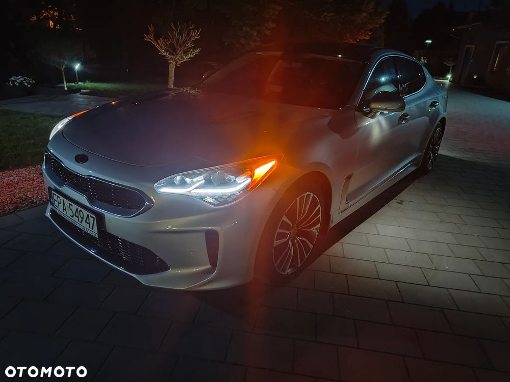 Kia Stinger - 13