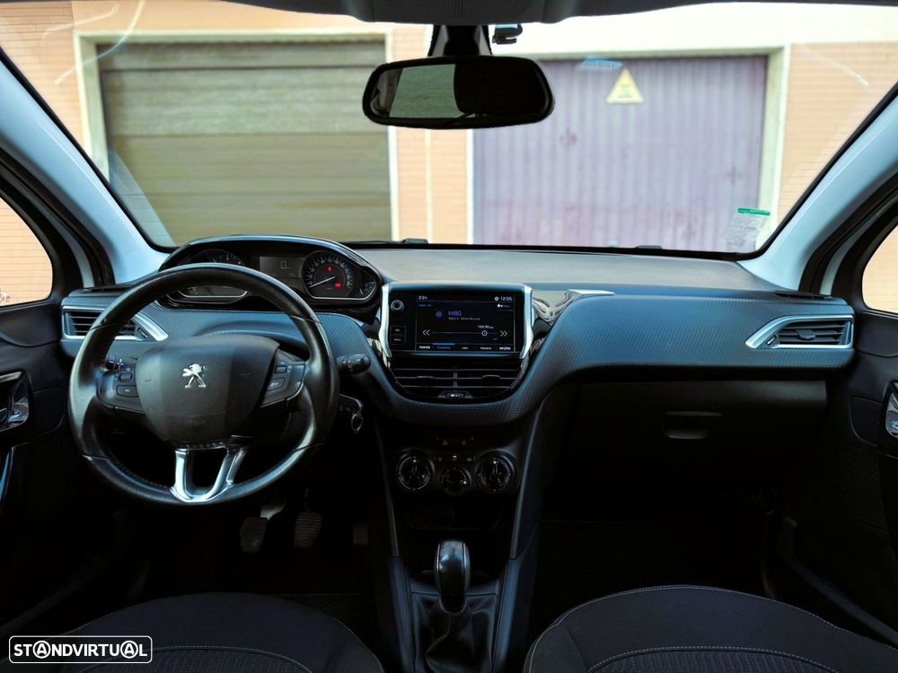Peugeot 208 1.6 BlueHDi Style - 19