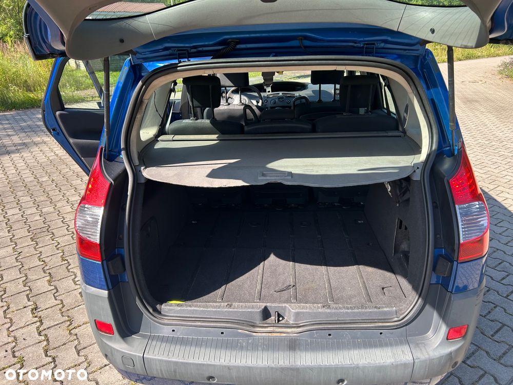 Renault Scenic 2.0 16V Expression - 11