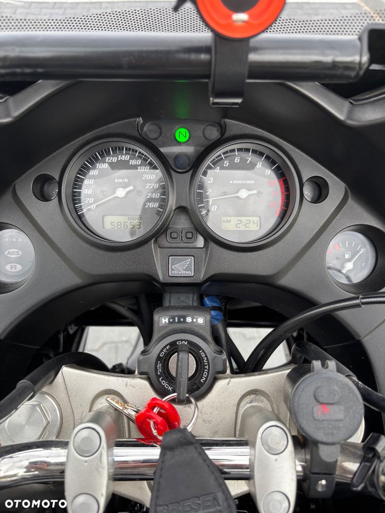 Honda CBF - 4
