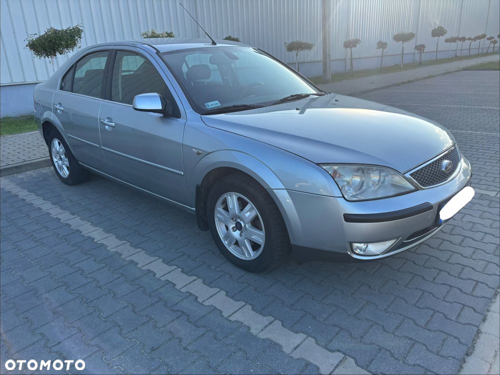 Ford Mondeo 2.0 TDDi Ghia - 5