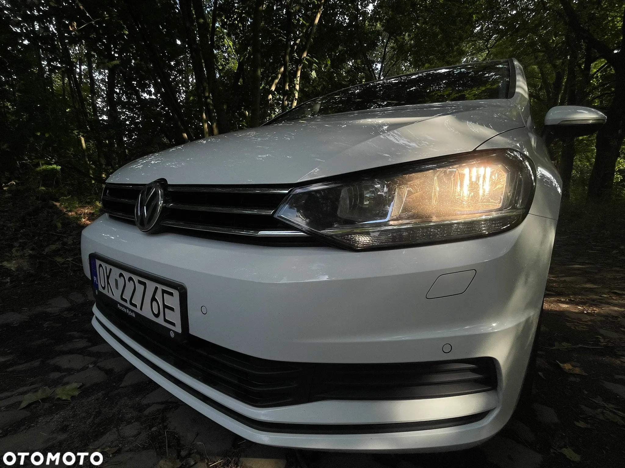Volkswagen Touran 2.0 TDI BMT Comfortline DSG - 8