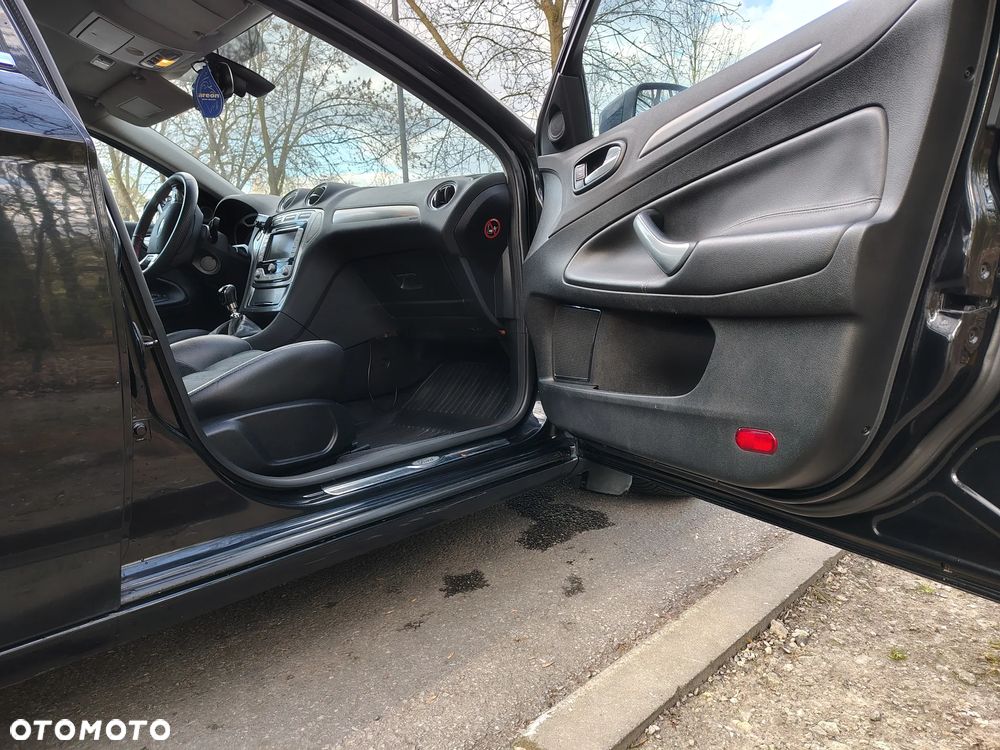 Ford Mondeo 1.8 TDCi Titanium X - 22