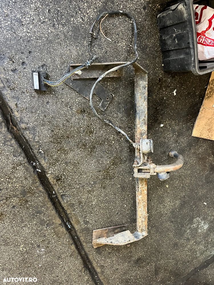 Carlig cui tractare Opel Astra H hatchback 2007 - 8