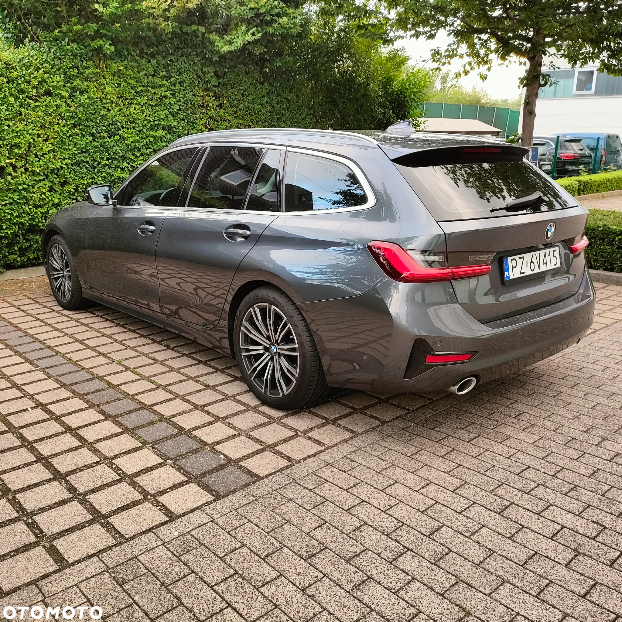 BMW Seria 3 320d Luxury Line - 9