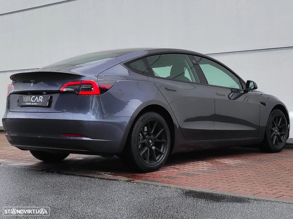Tesla Model 3 Standard Range Plus RWD - 11