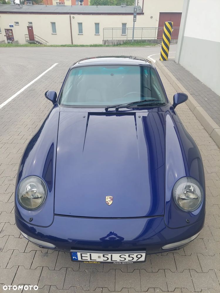 Porsche 911 Carrera - 2