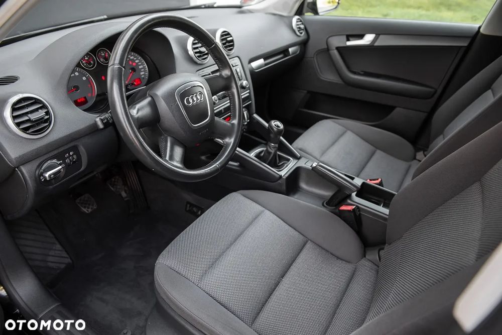 Audi A3 Sportback - 15