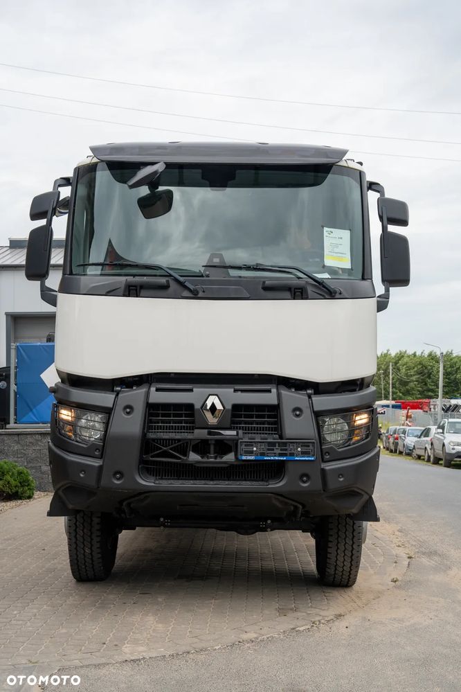 Renault K 440 6X6 - 6