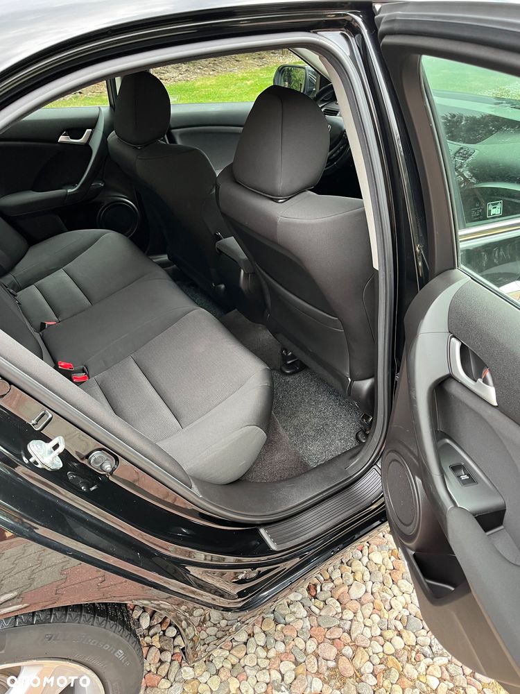 Honda Accord 2.0 Elegance Advantage - 20