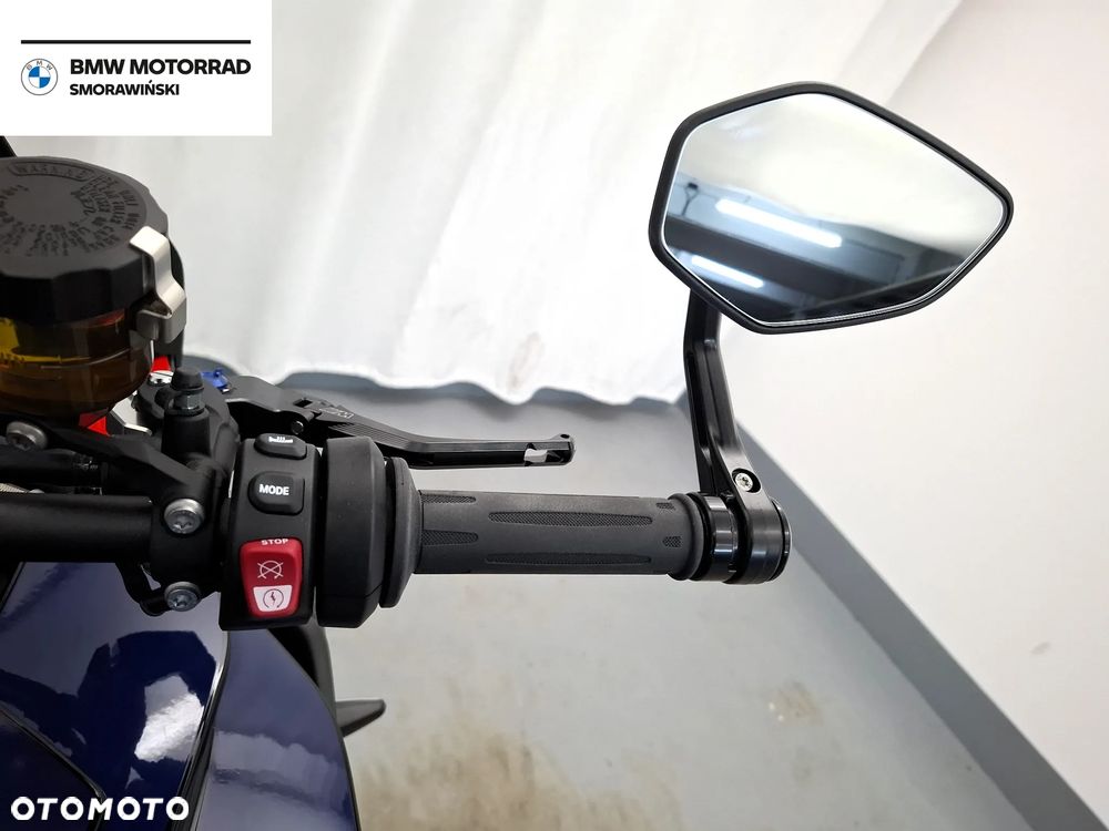 BMW XR - 11