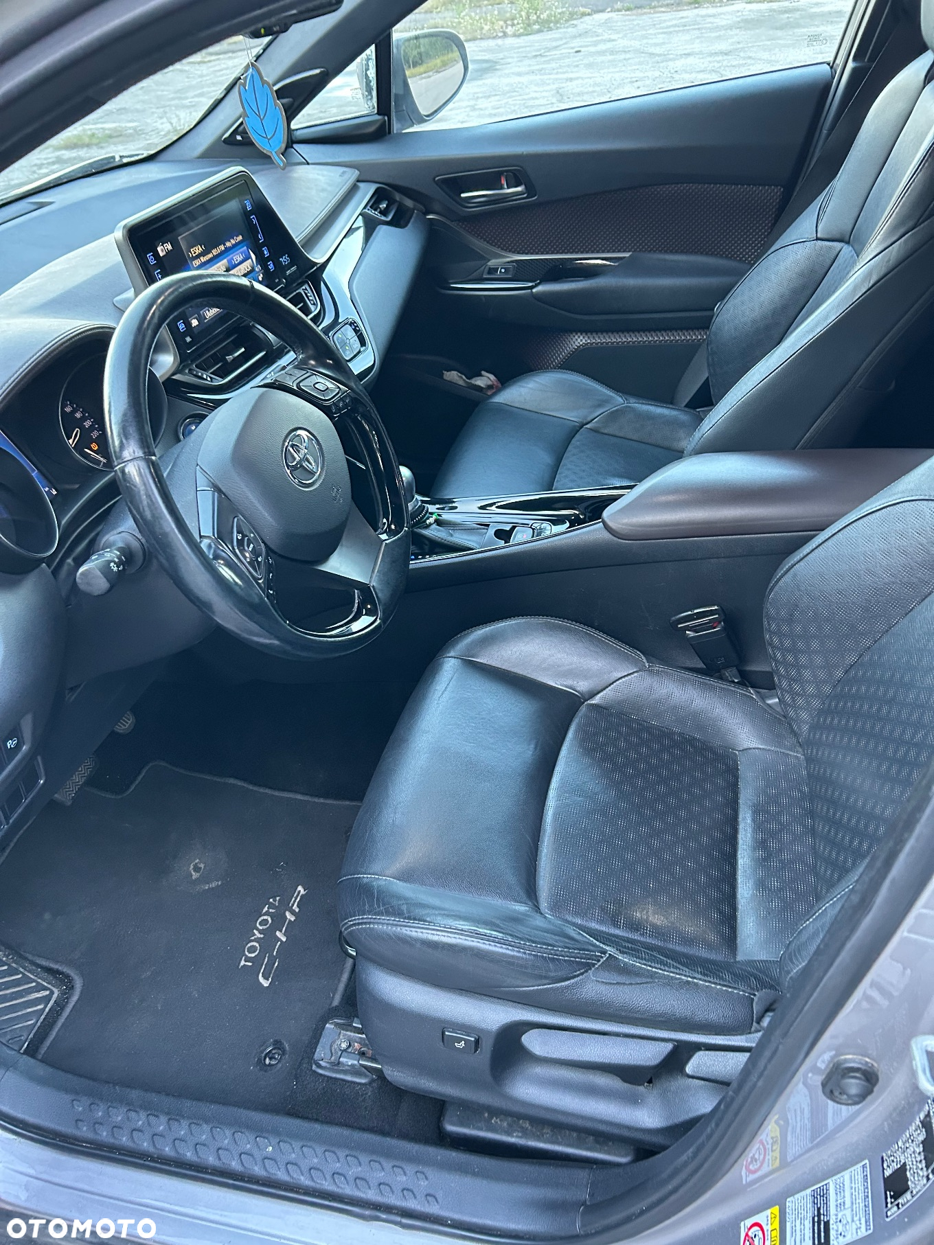 Toyota C-HR 1.8 Hybrid Executive - 8