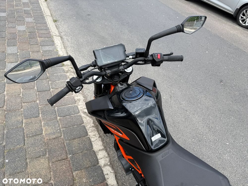KTM Duke 125 - 9