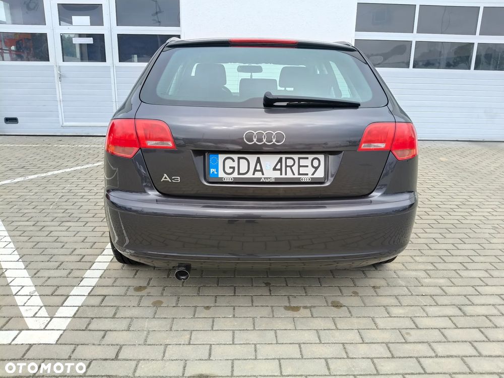 Audi A3 Sportback - 6