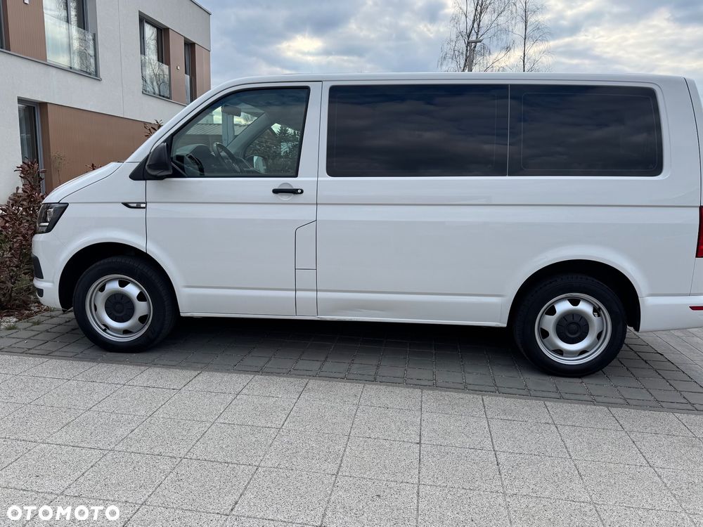 Volkswagen Caravelle 2.0 TDI L1 Trendline 4Motion DSG - 2