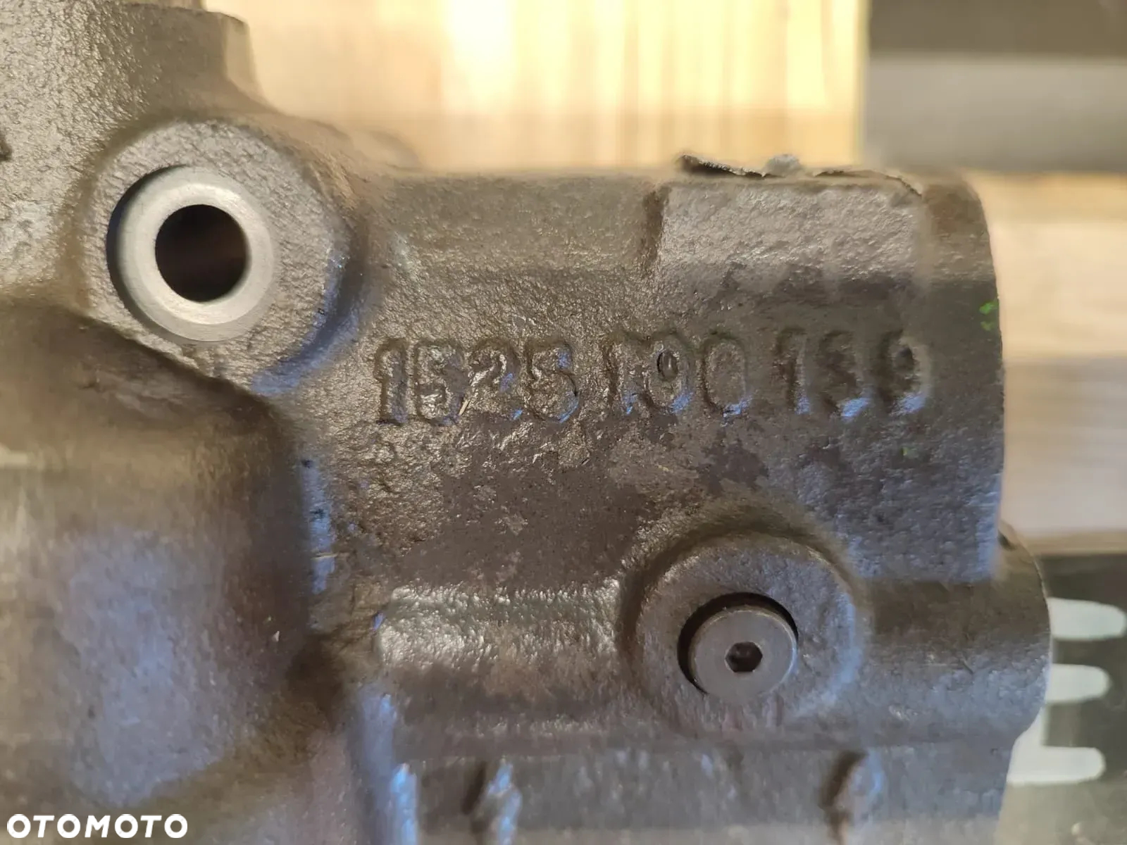 Rozdzielacz 3387006M2 EHR 1525100139 Massey Ferguson 6170 - 11