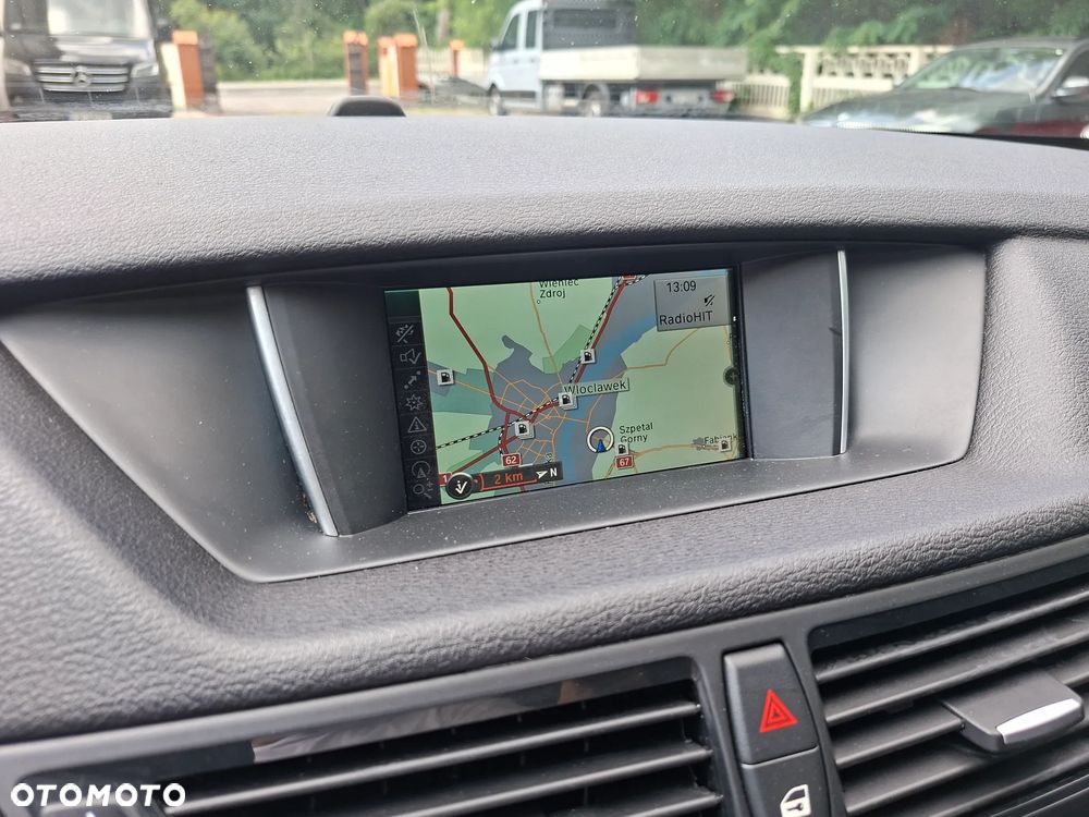 BMW X1 xDrive18d xLine - 14
