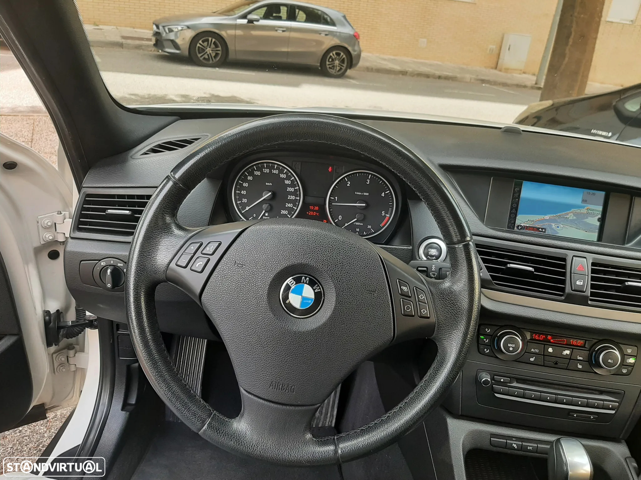 BMW X1 18 d sDrive Auto - 18