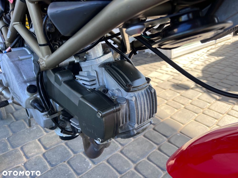 Ducati Monster - 30