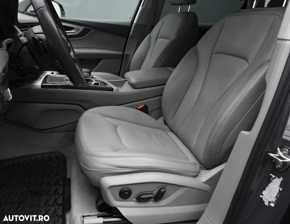 Audi Q7 3.0 ultra TDI Quattro Tiptronic - 13