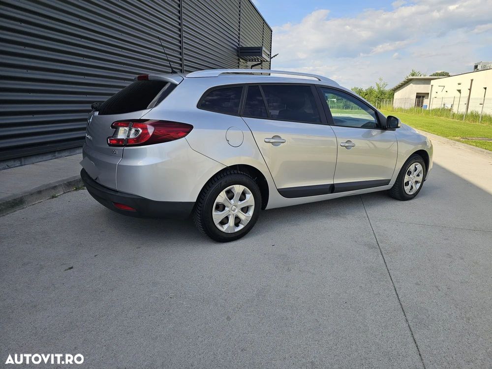 Renault Megane 1.5 dCi Dynamique - 4